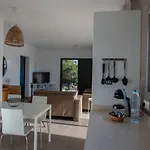 Villa Heated & Shared Pool Matriana 36b, North Shore